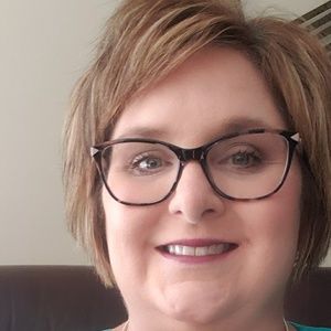 Meet your Posher, Kendra